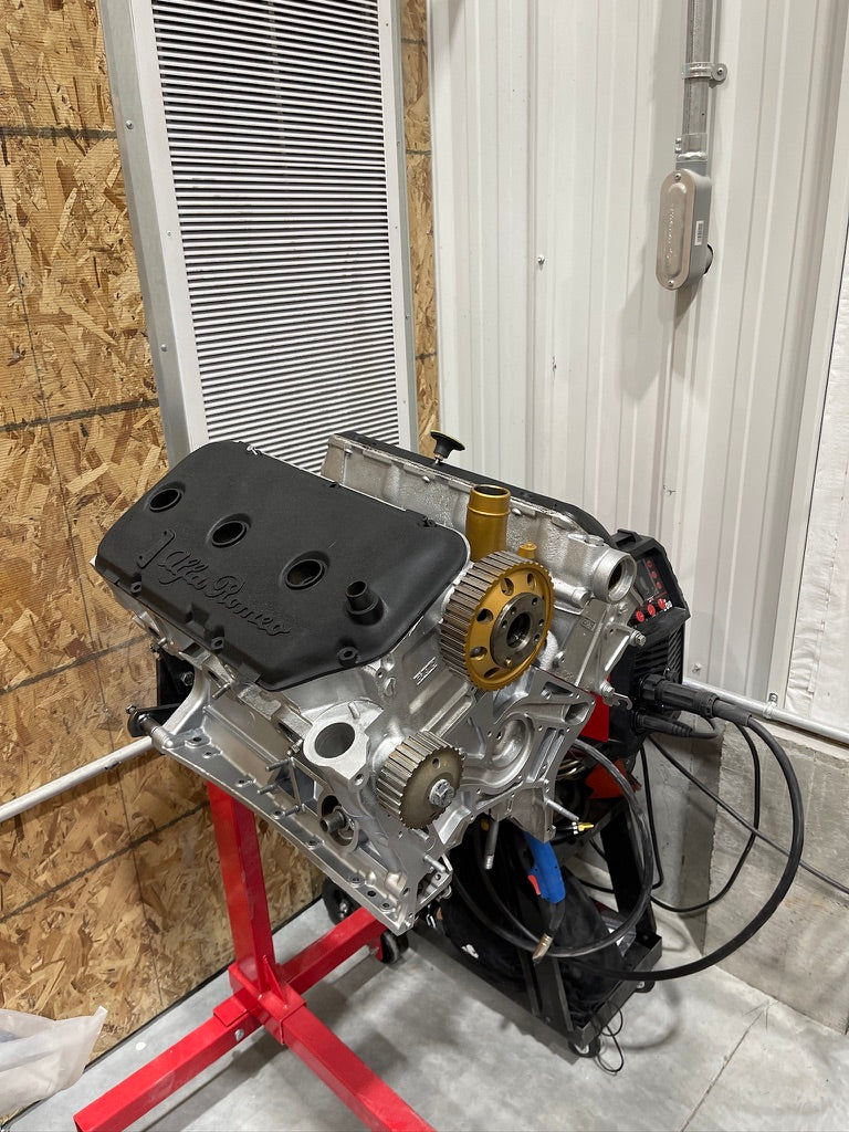 Alfa Romeo 2.5 liter busso engine long block